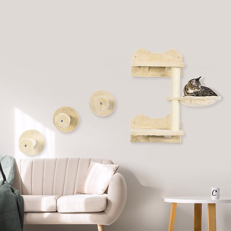 Escaliers muraux pour chat en peluche beige avec griffoir et hamac – lot de 4