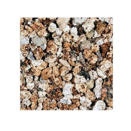 Une idée maline pour l’extérieur:Substrat de jardin riche en nutriments UBBINK - 21 kg