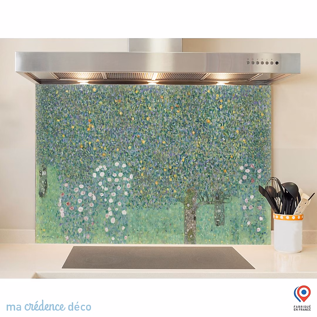 Crédence cuisine fond de hotte Gustav Klimt – Rosiers sous les arbres, Verre trempé, L 90 cm x H 60 cm, MaCrédenceDéco